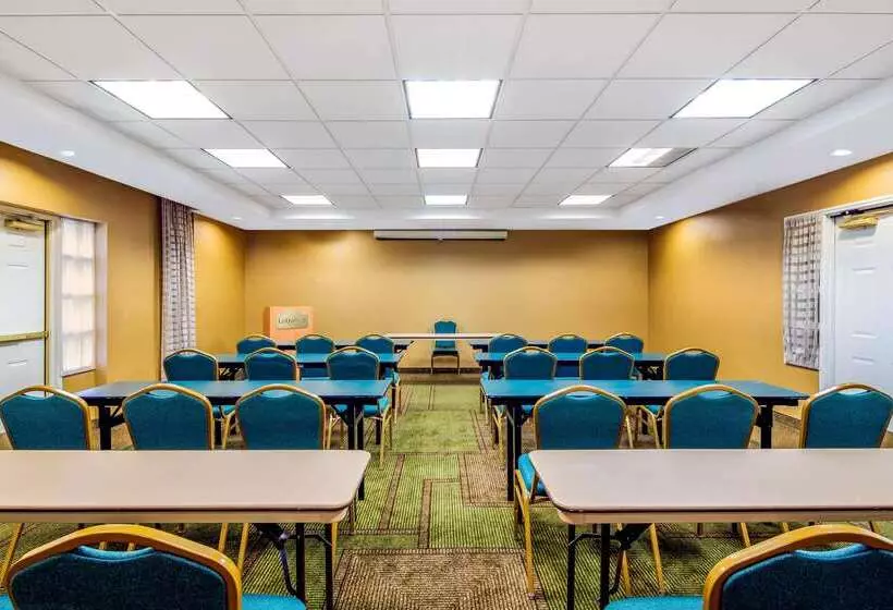 호텔 La Quinta By Wyndham Fremont / Silicon Valley