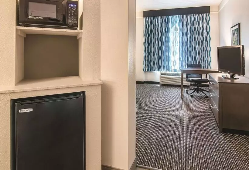 酒店 La Quinta By Wyndham Orlando Ucf