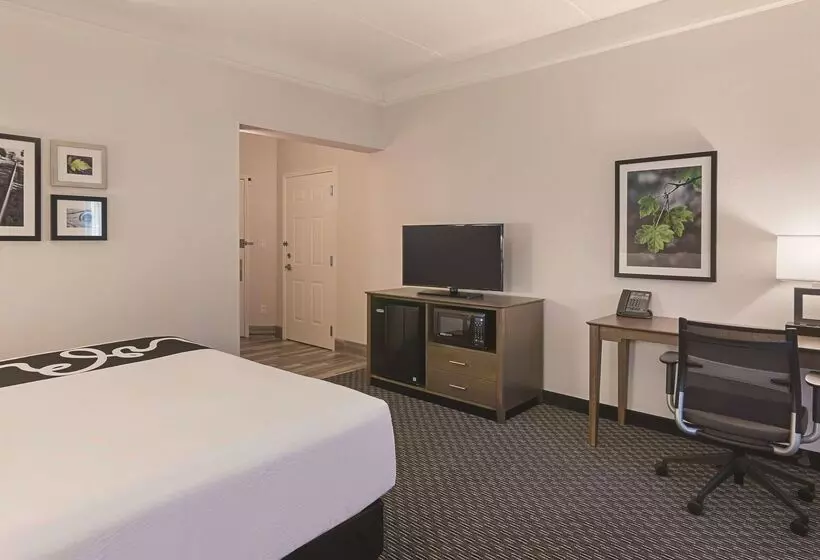 酒店 La Quinta By Wyndham Orlando Ucf