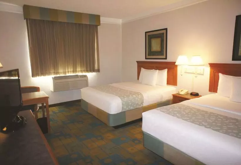 호텔 La Quinta By Wyndham Round Rock North