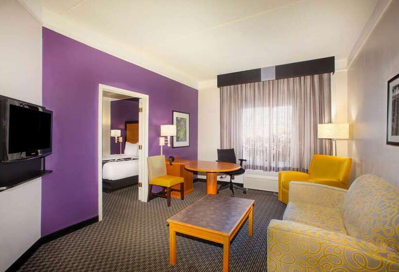 فندق La Quinta By Wyndham St. Louis Westport