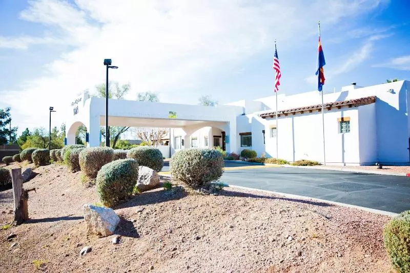 فندق Los Viajeros Inn