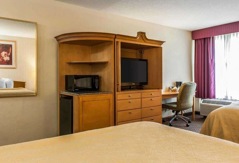 酒店 Quality Inn & Suites Shelbyville I 74