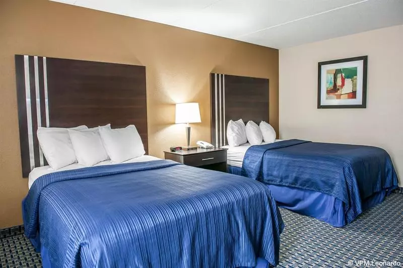 Отель Quality Inn Terre Haute University Area