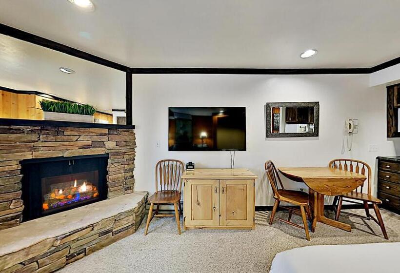 هتل The Lodge At The Mountain Village