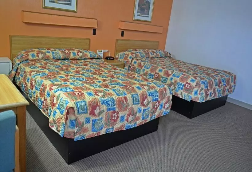 Мотель Budget Host Inn Iron Mountain