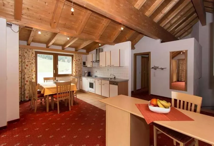 ホテル Garni Försterheim