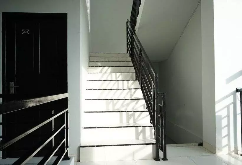 ホテル Spot On 2330 Pondok Grand Mamoa