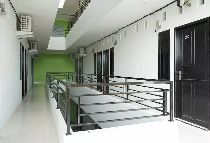 ホテル Spot On 2330 Pondok Grand Mamoa