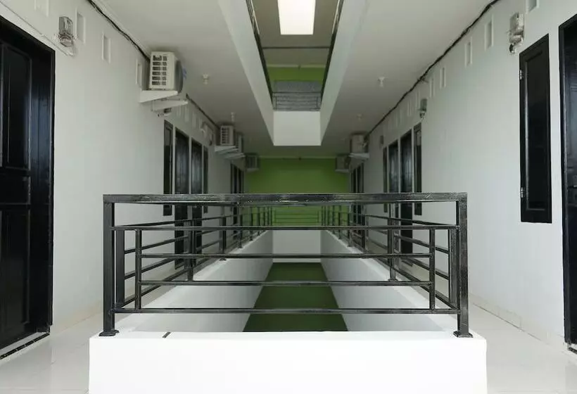 ホテル Spot On 2330 Pondok Grand Mamoa