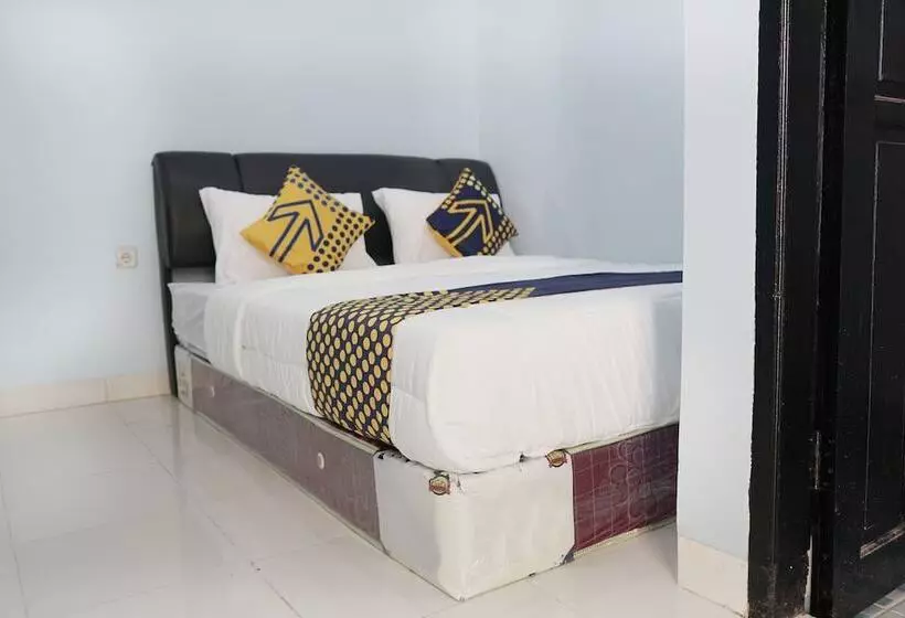 ホテル Spot On 2330 Pondok Grand Mamoa