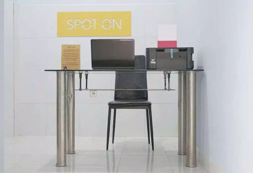 ホテル Spot On 2330 Pondok Grand Mamoa
