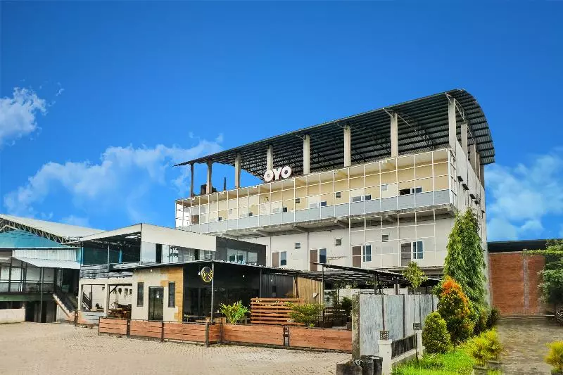 ホテル Oyo 1468 Sm House