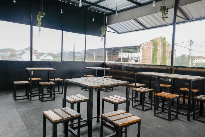 בית מלון כפרי Oyo 1468 Sm House