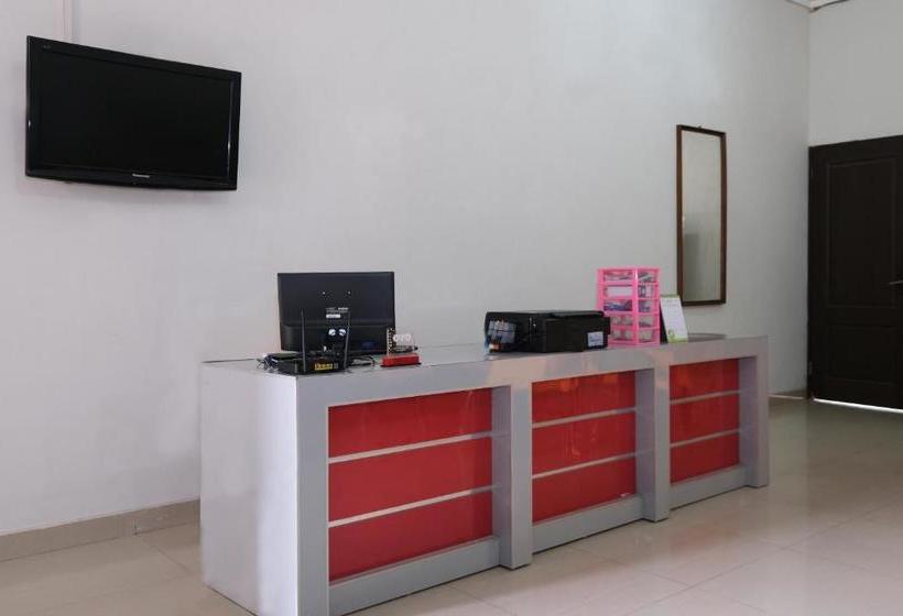 בית מלון כפרי Oyo 2231 D Kost