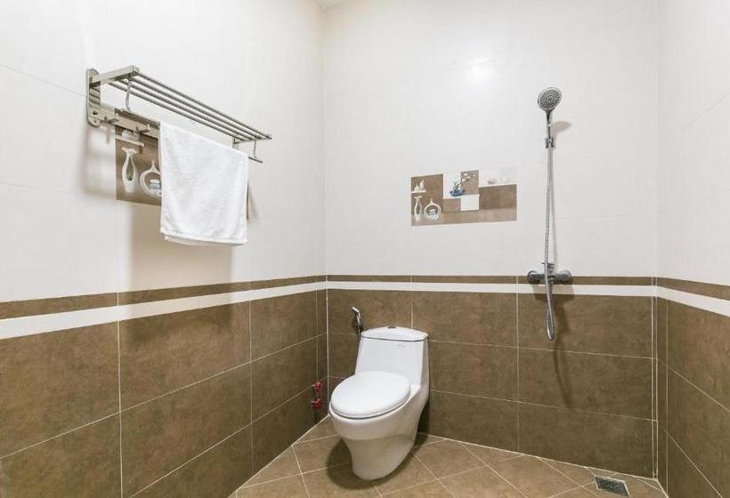 호텔 Oyo 628 Tăng Phát