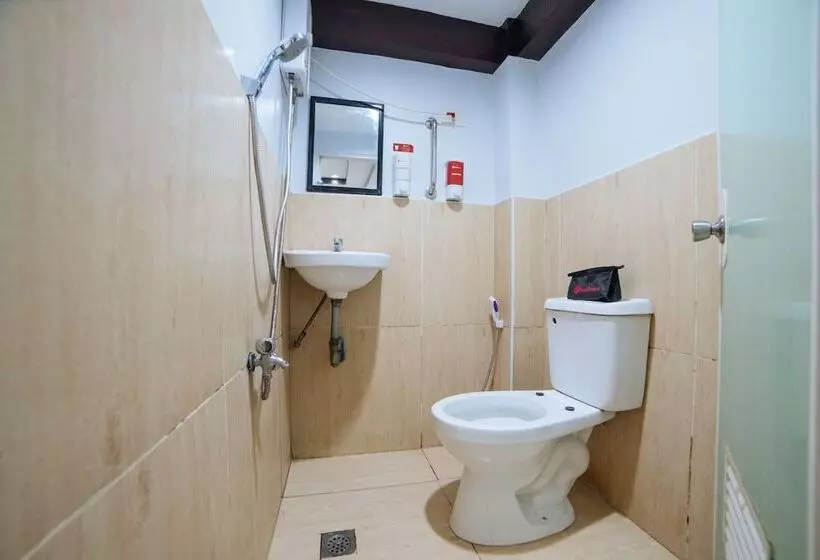 ホテル Reddoorz Near San Juanico Bridge