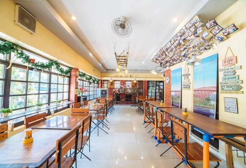 Hotel Reddoorz Near San Juanico Bridge