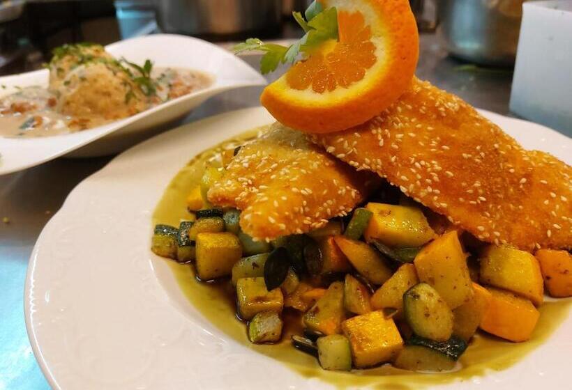 ペンション Berggasthof Karlbauer