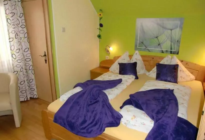 Majatalo Berggasthof Karlbauer