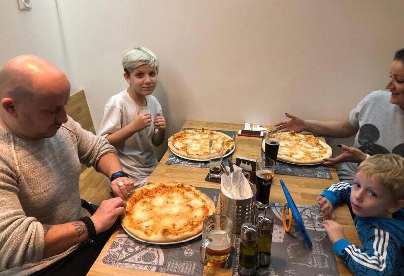 펜션 Penzion&pizzerie U Massima