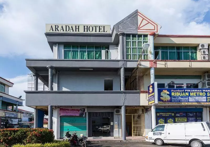 Hotelli Oyo 89621 Aradah