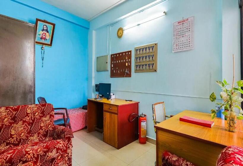 فندق Spot On Kk Lodge