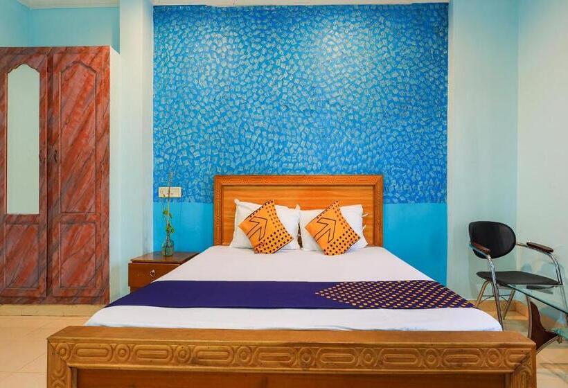 فندق Spot On Kk Lodge