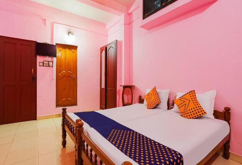 فندق Spot On Kk Lodge