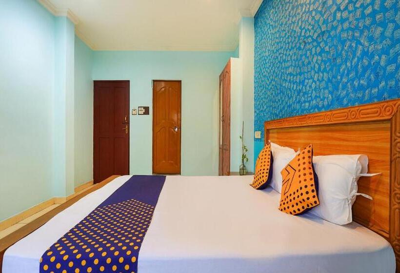 فندق Spot On Kk Lodge