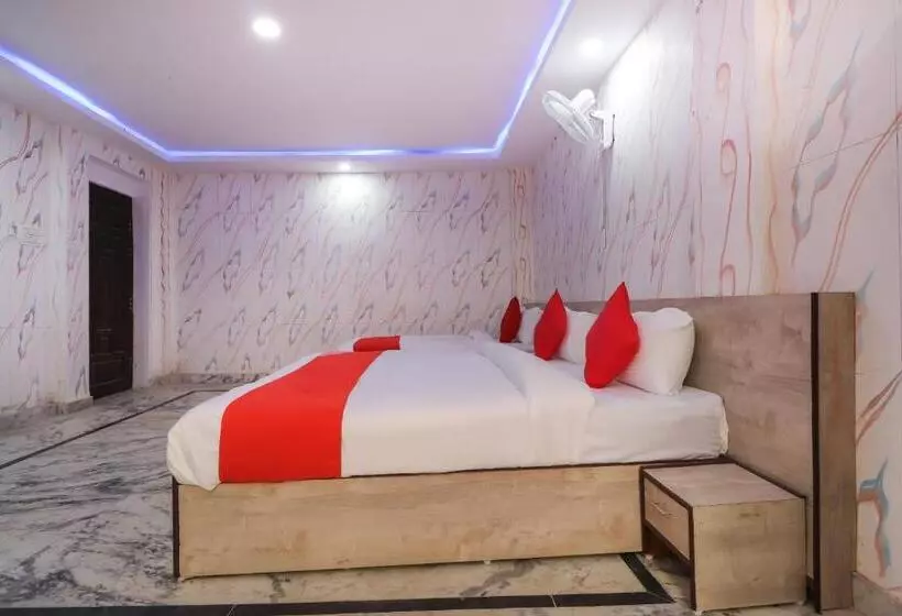 ホテル O Ghar Residency