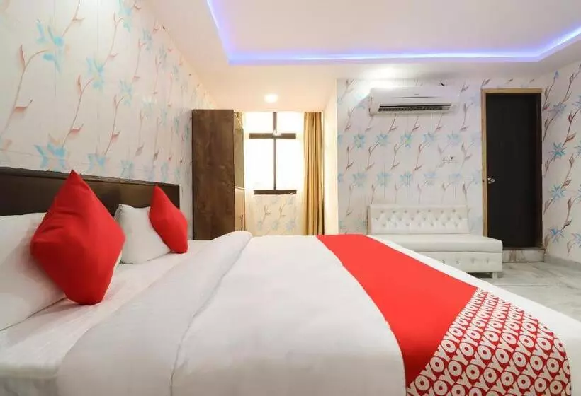 ホテル O Ghar Residency