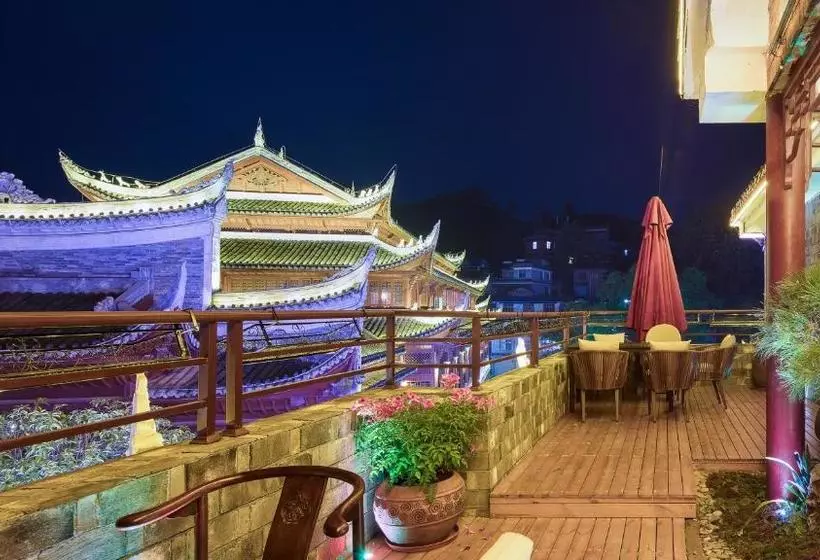 ホテル Floral  Fenghuang Feng Xue Ye Gui Ren