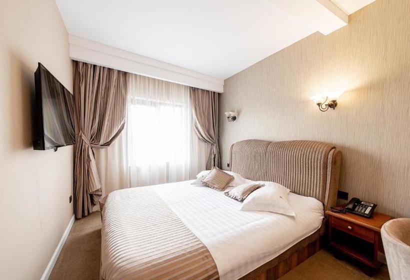 Red Confort Hotel Boutique