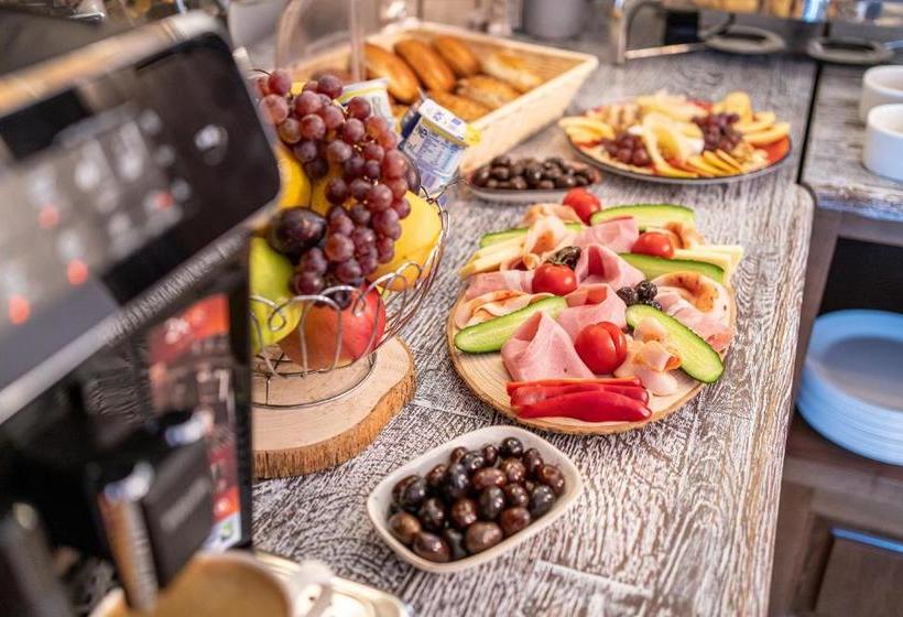 Red Confort Hotel Boutique