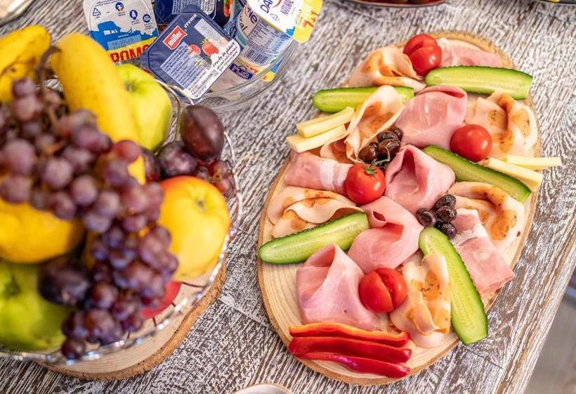 Red Confort Hotel Boutique