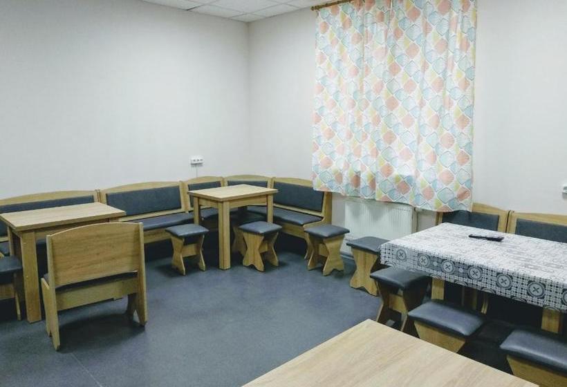 هاستل Megapolis On Sviatoshyno