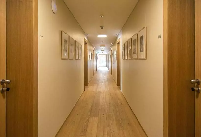 Hotelli Campra Alpine Lodge & Spa