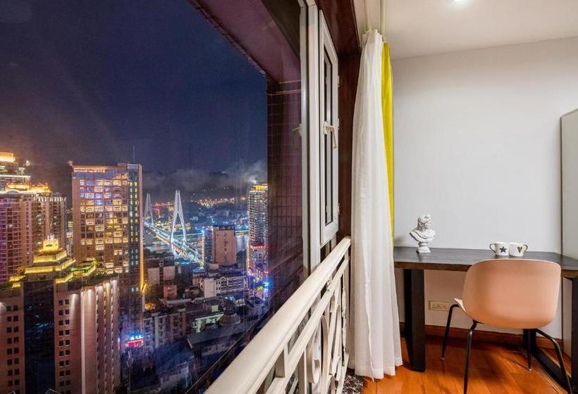 هتل Chongqing·yuzhong·xiaoshizi·