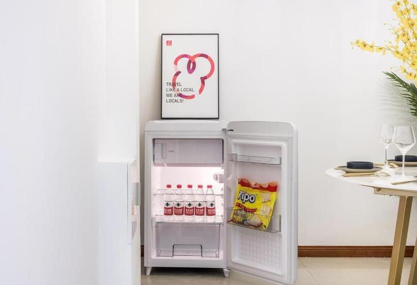 هتل Chongqing·yuzhong·xiaoshizi·