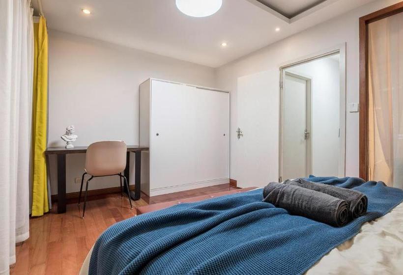 هتل Chongqing·yuzhong·xiaoshizi·