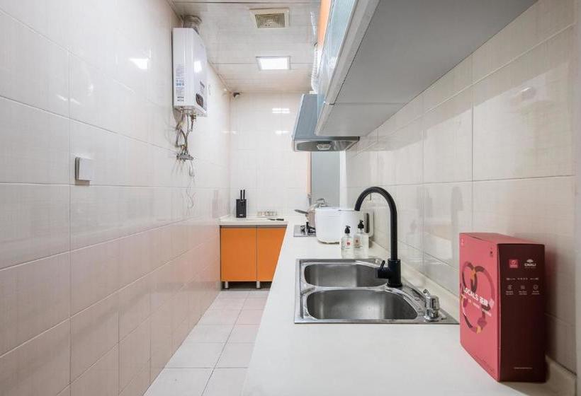 هتل Chongqing·yuzhong·xiaoshizi·