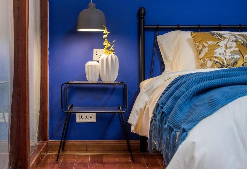 هتل Chongqing·yuzhong·xiaoshizi·