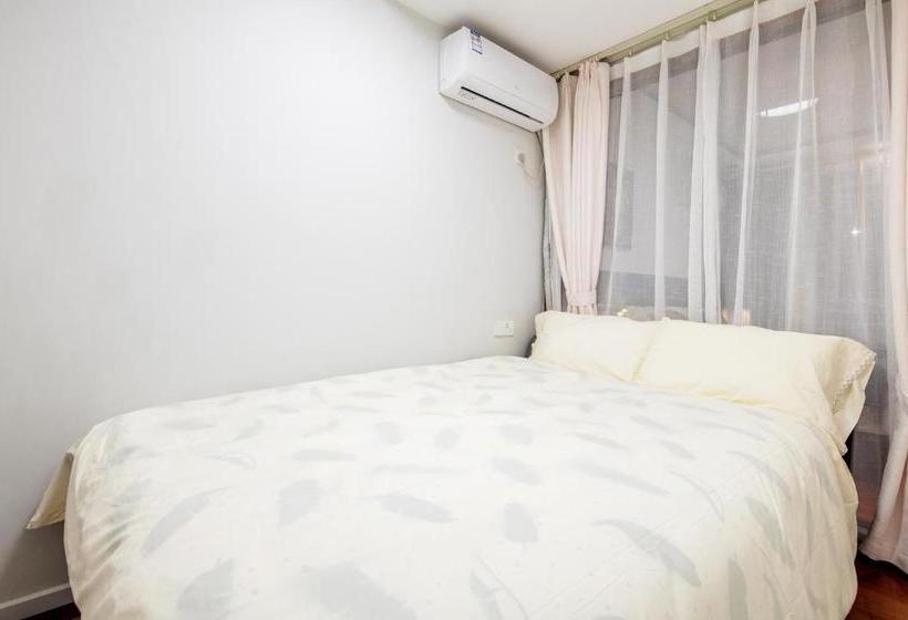 هتل Chongqing·yuzhong·xiaoshizi·