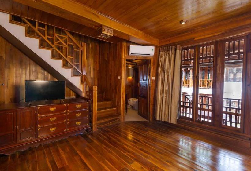 ホテル Old Town Resort Phu Quoc