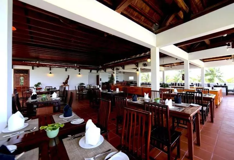 هتل Old Town Resort Phu Quoc