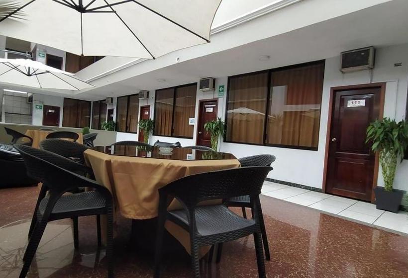 בית מלון כפרי Puerta Del Sol