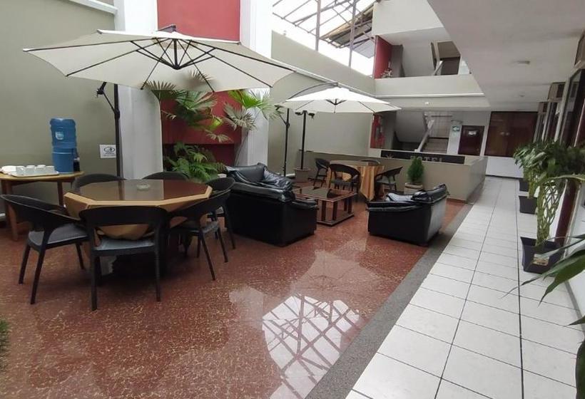 בית מלון כפרי Puerta Del Sol