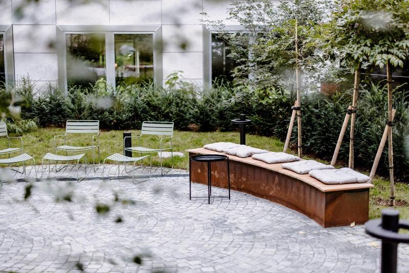 فندق The Flag West M