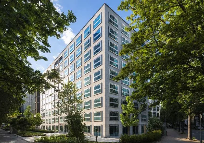 Hotelli The Flag West M